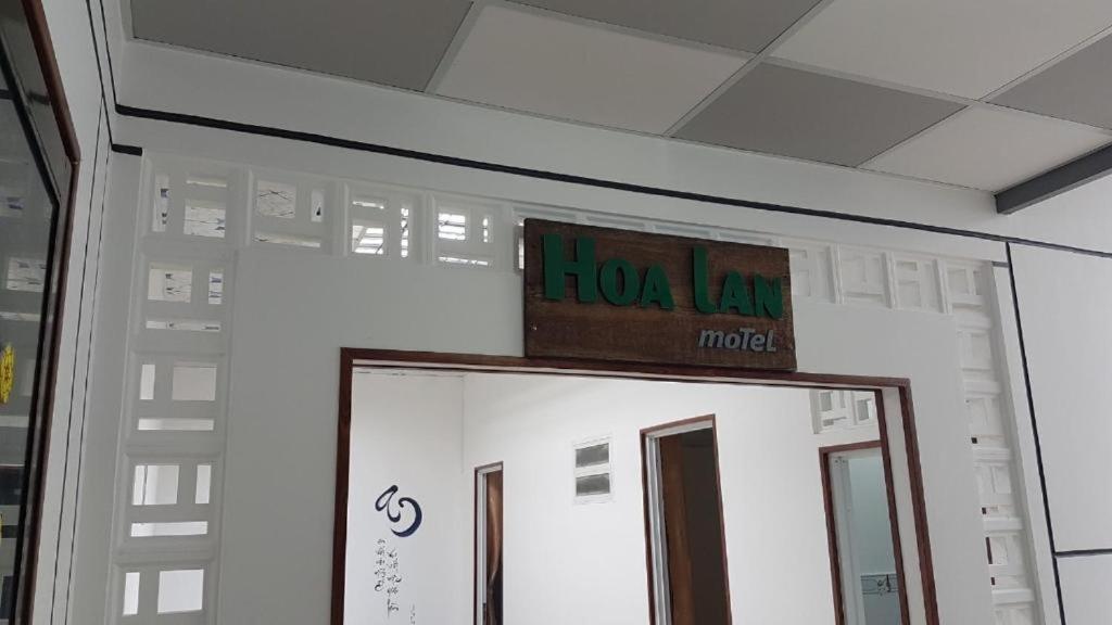 Hoa Lan Motel & Homestay Giong Tu Dien Exterior photo